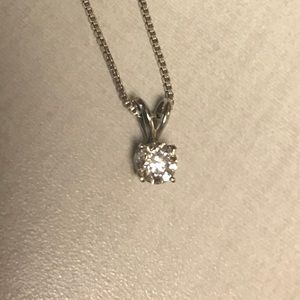 Diamond solitaire, round